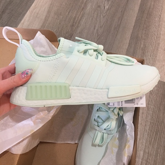 Mint green Adidas nmd_r1 sneakers. - Picture 5 of 7